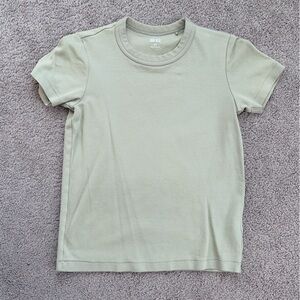 Uniqlo Short Sleeve Tee in Sage Green